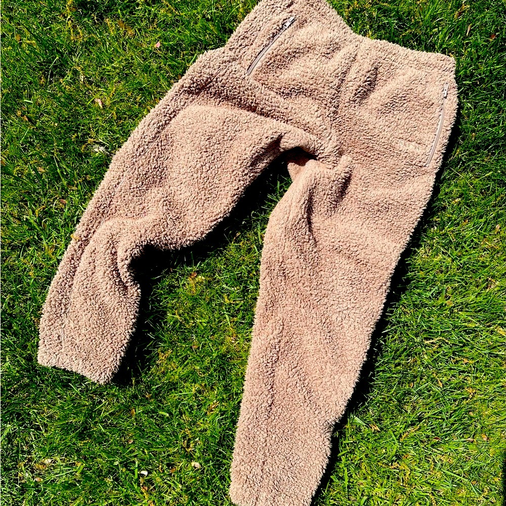 SKIMS Teddy Drawstring Sweatpants